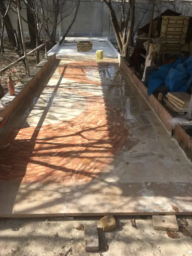 Detailed worker 30$/hr64722759282561123