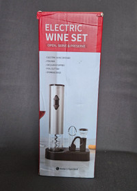 Electric Wine Bottle Set with Opener,Pourer ,Cutter & Stopper -