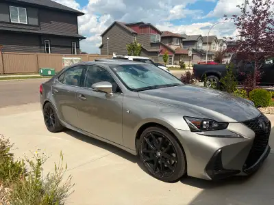 - Second owner. - Fsport2, Red interior - Comes with extra set of rims (originals). - No accidents,...
