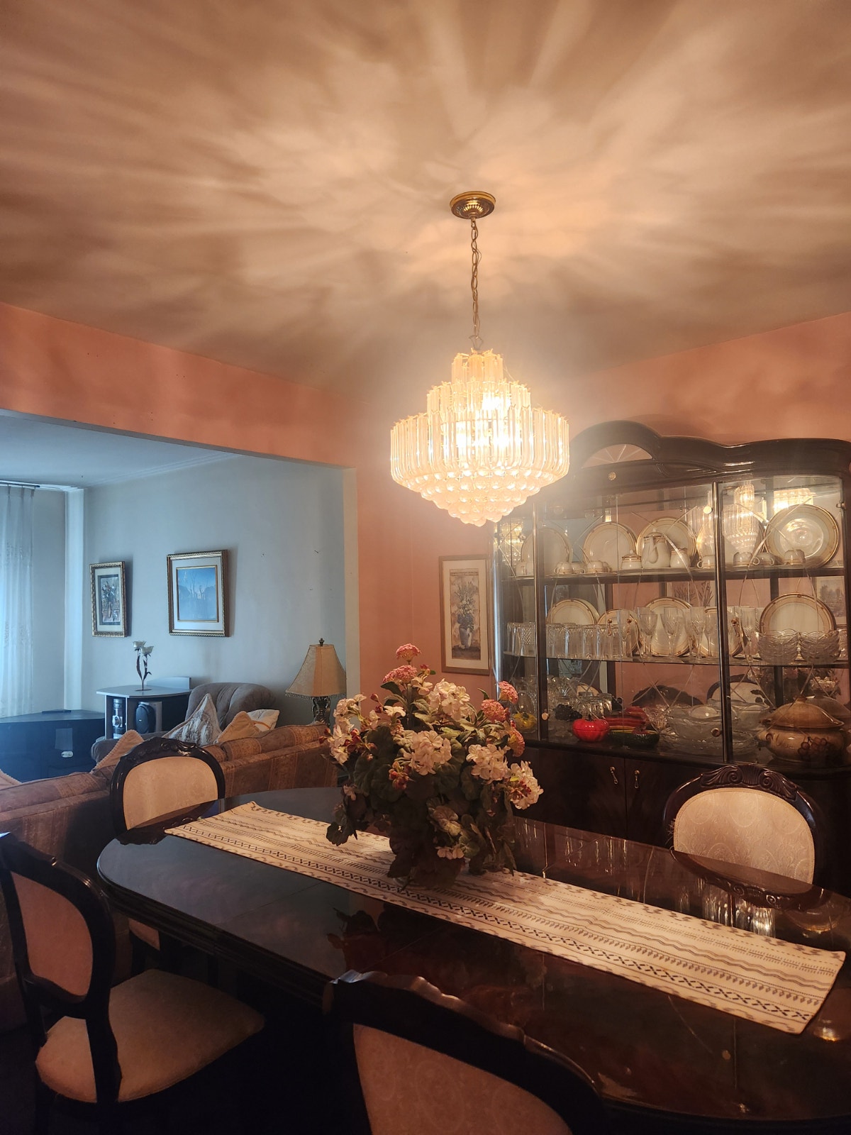 A Rental Deal not To Miss  - Main floor (5 1/2) + Basement (3 1/ — photo 3