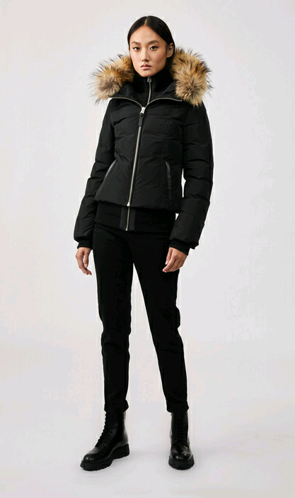 Mackage Romane Down Jacket XS (Used) in Women's - Tops & Outerwear in Markham / York Region