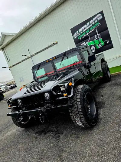 Nom : THE SHOES BOX Prix : 67,999 $` ( financement disponible ) Modèle : HUMMER H1 Année: 1995 Trim...