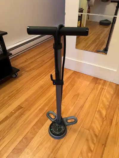 Pompe à velo, View more