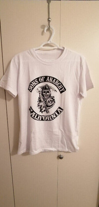 T Shirt, Son Of Anarchy a manche courte.