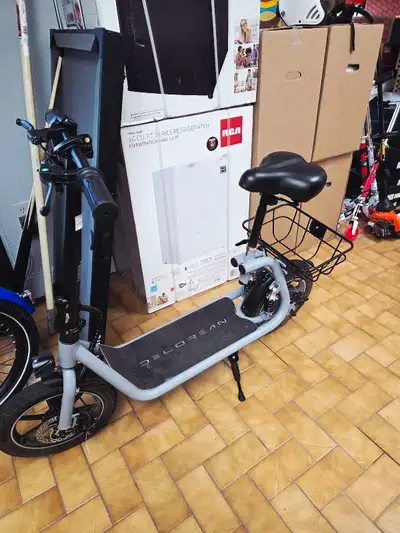 Trottinette Électrique DeLorean, View more