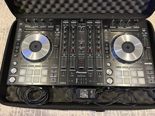 Pioneer DDJ SX with Carrying Case in Performance & DJ Equipment in City of Toronto