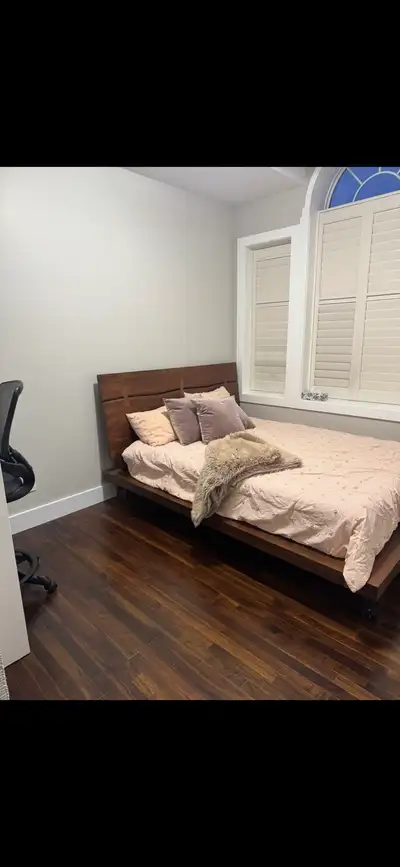 Looking for a female Student for September 1st or sooner Close to both universities House is shared...
