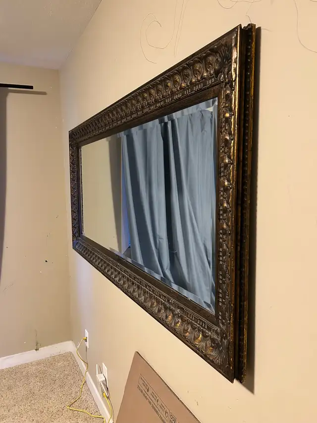 Large Ornate Framed Mirror – Solid Frame in Home Décor & Accents in Edmonton - Image 2