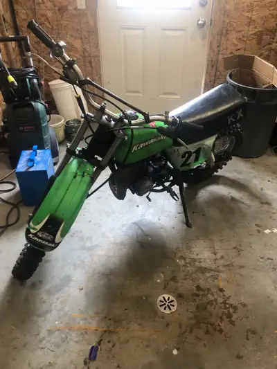 Runs and drives has a new top end only needs fork seals steering stem bearings and the front brakes...