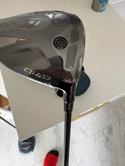TaylorMade Qi4D driver, View more