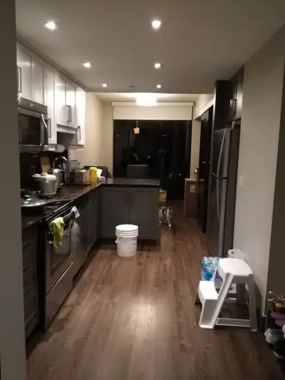 A furnished 2 Bedroom condo is available to rent next to University of Waterloo. It's also within wa...