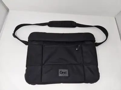 Targus 15.6" Grid High-Impact Slipcase, View more