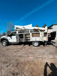 2015 Ford Altec Bucket Truck (F550 & AT37G)