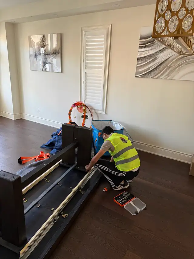 moving helper available 