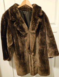 Vintage Canadian Sheared Beaver Fur Coat   M/L