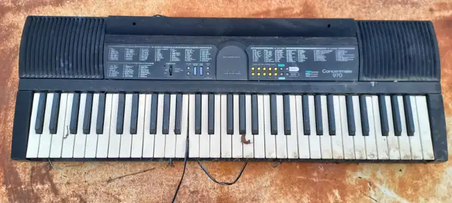 I deliver! Electronic Concertmate Keyboard piano in Pianos & Keyboards in St. Albert - Image 2