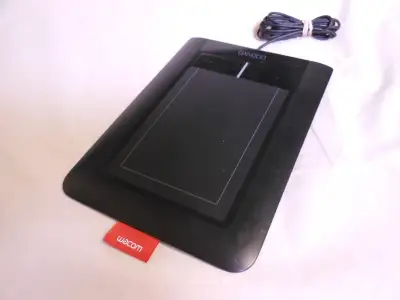 Wacom CTL460 Bamboo Drawing Tab 《 Without Pen 》 • Two sensors for precise pen and multi-touch input...
