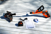Black and Decker Cordless Trimmer/Edger package