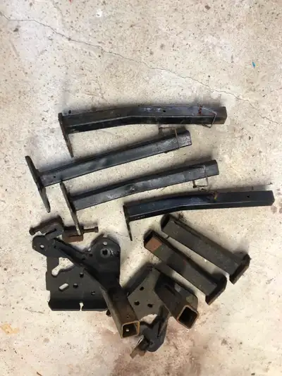 Complete kit came off F350 and a Dodge before that. Should fit many model, universal kit. Can delive...
