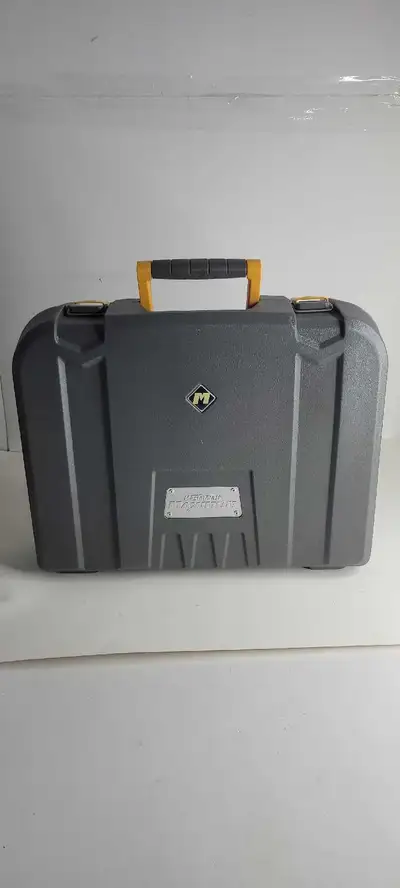 Mint working condition no issues please contact me for more information.