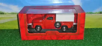 Camion / Pickup / Rouge / 1:18, View more