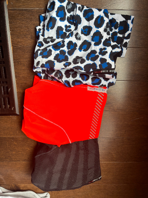 Bundle of designer XXS and XS leggings (Adam Selman Sports, Alo) in Women's - Bottoms in City of Toronto - Image 3