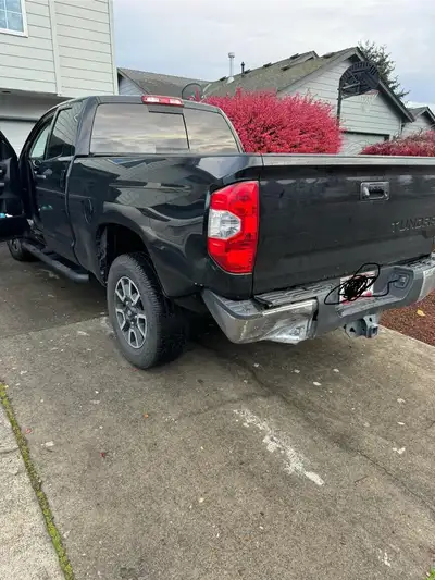We pay 900$ for 2009 and up ford f150 or dodge ram or Chevrolet Silverado or gmc sierra or Chevrolet...