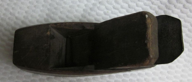 Vintage Wood block Plane tool in Hand Tools in Guelph - Image 2