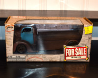 Jada ‘For Sale’ 1947 Ford COE Flatbed 1/24 Scale Diecast