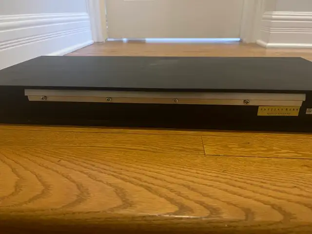 Pottery Barn Floating Wall Shelves in Home Décor & Accents in Ottawa - Image 4