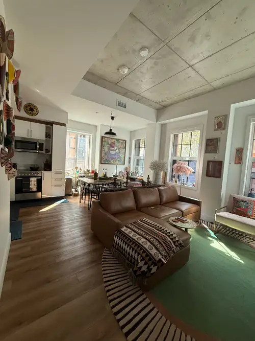 I'm looking for someone to take over my lease at the Brix, a building that's located in the heart of...