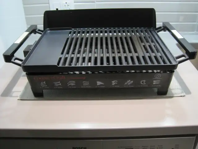 Gril électrique portatif in Other in Québec City - Image 4