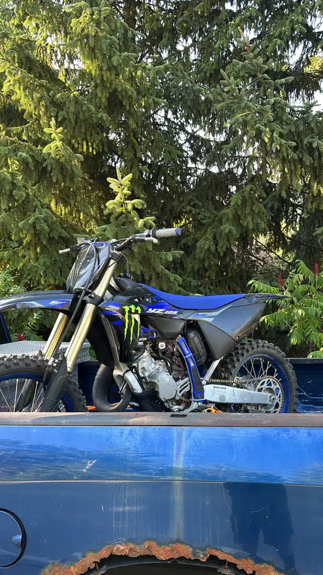 2025 YZ 125 Special edition 12.3 hours in Dirt Bikes & Motocross in Barrie - Image 7