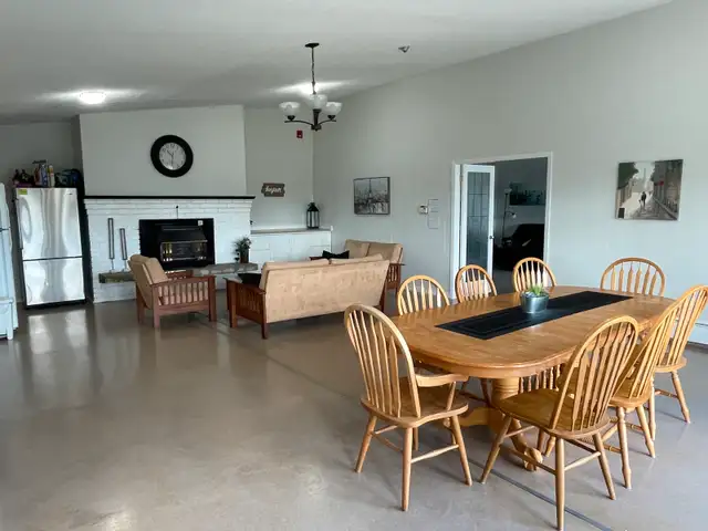 Affordable Room for Rent for women  on Peaceful 5-Acre Property in Room Rentals & Roommates in Delta/Surrey/Langley - Image 4