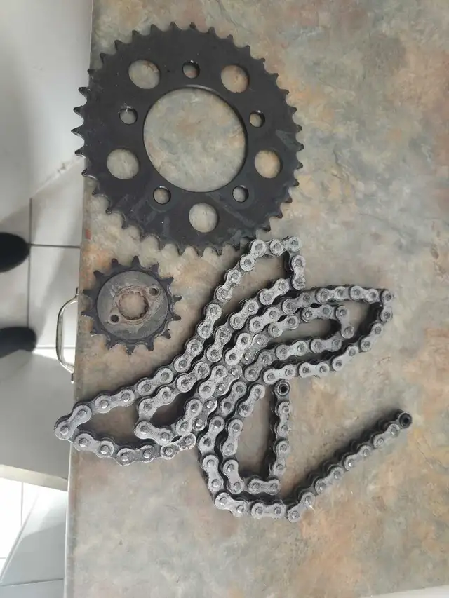 520 Chain, 14 & 36 Tooth sprocket Honda Rebel 300 in Motorcycle Parts & Accessories in Mississauga / Peel Region - Image 2