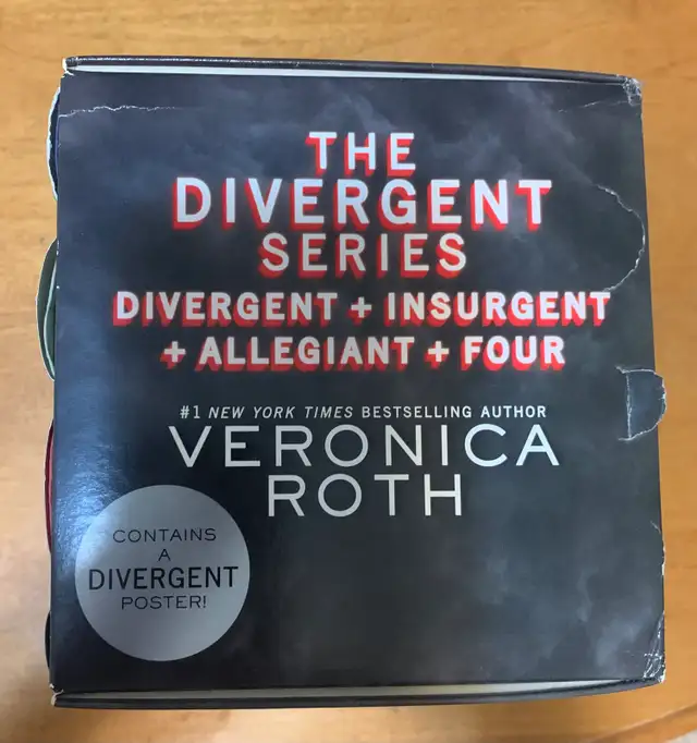 Divergent box set528934378721126401