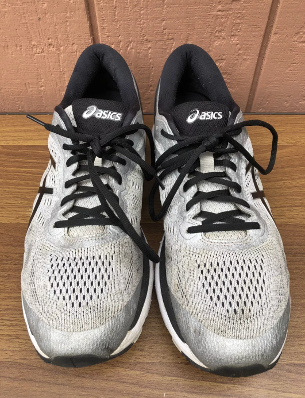 Asics Gel Kayano 24 Running Shoes Men US 12 Silver in Men's Shoes in Mississauga / Peel Region - Image 3