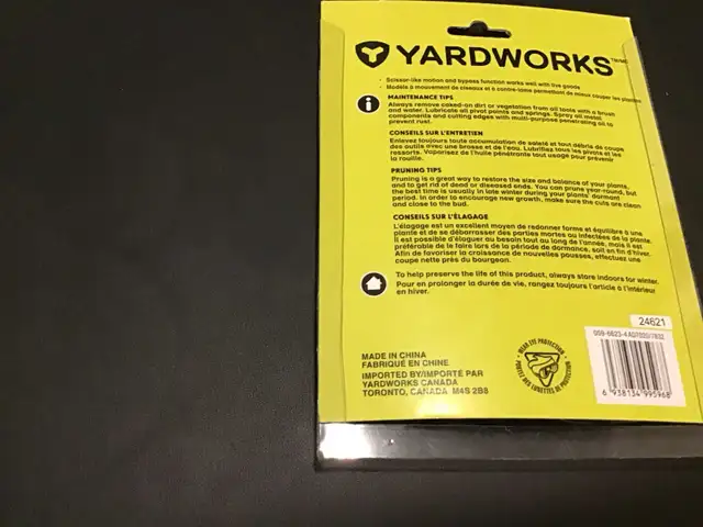 Yardworks Mini Bypass and Snip Pruner set in Hand Tools in Barrie - Image 3