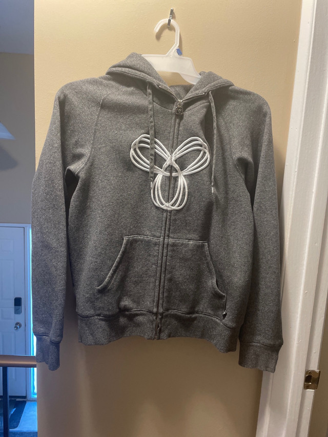  Women’s gray sweater (size large) in Women's - Tops & Outerwear in Regina