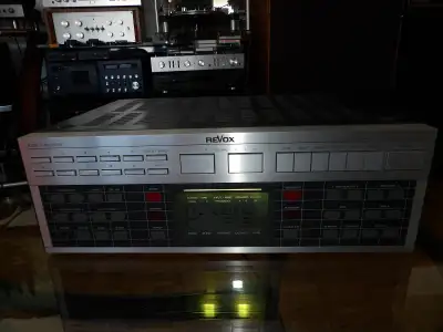 MINT! Works flawlessly! Made in Switzerland. Some specs: Power output: 80 watts per channel into 8Ω...