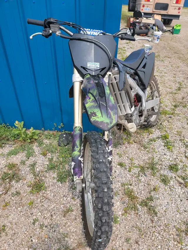 2009 SUZUKI RM‑Z450 in Dirt Bikes & Motocross in Sudbury - Image 3