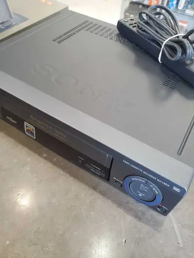 Sony SLV-LG8HF VCR, View more