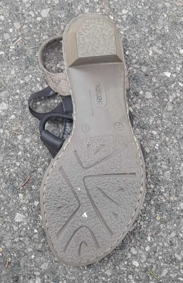 Rieker Sandals in Women's - Shoes in Kawartha Lakes - Image 3