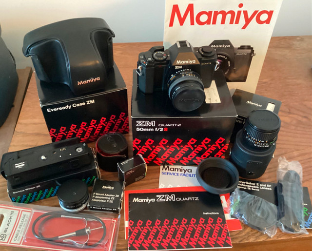 MAMIYA  ZM  QUARTZ  35mm  SLR  CAMERA/LENS  PACKAGE in Cameras & Camcorders in Trenton