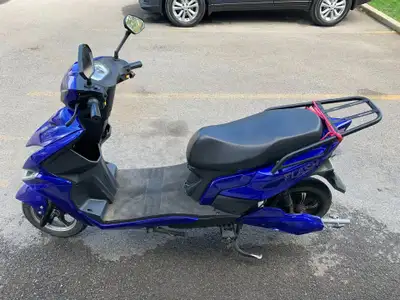 Vélo / scooter électrique 2023, View more