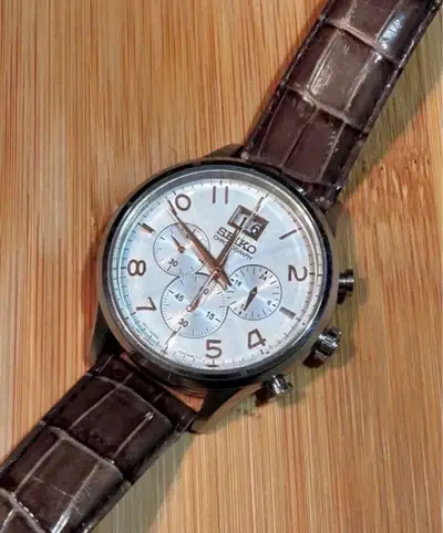 Men’s Seiko Neo Classic Chronograph Watch, View more