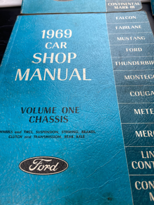 1969 FORD CAR FOUR VOLUME SHOP MANUAL SET #M1283 in Textbooks in Edmonton - Image 2