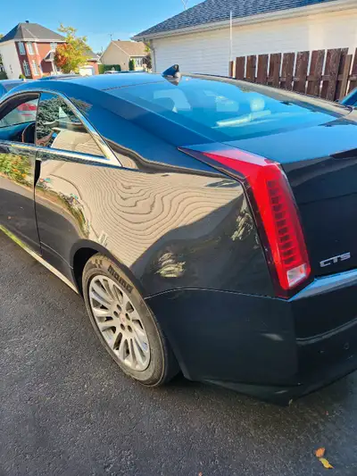 Cadillac couper 2 portes 180000km traiter antirouille pas de rouille moteur 3.6 propulsion arriere....