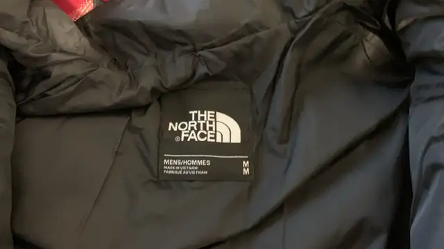 North Face Winter Jacket in Men's in Kitchener / Waterloo - Image 3