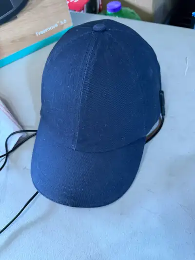 Hat is used great condition Plug is finicky ( has to be in just right!) Offering pick up in Uxbridge...